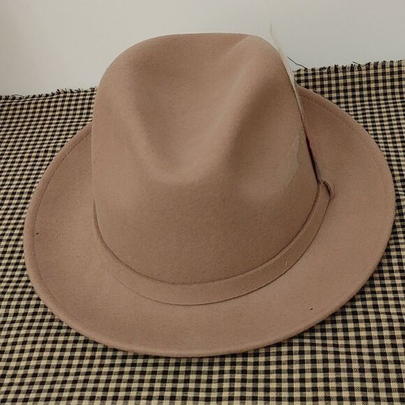 MEN'S MONTIQUE TAN 100% WOOL FELT 2 1/4" BRIM FEDORA HAT. H62 - Picture 7 of 8